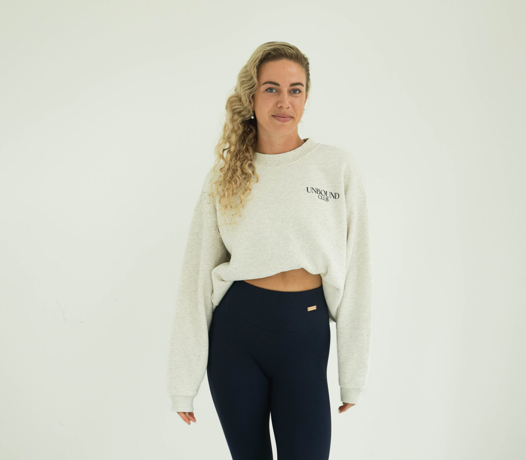Klik om te vervangen: SWEATERS