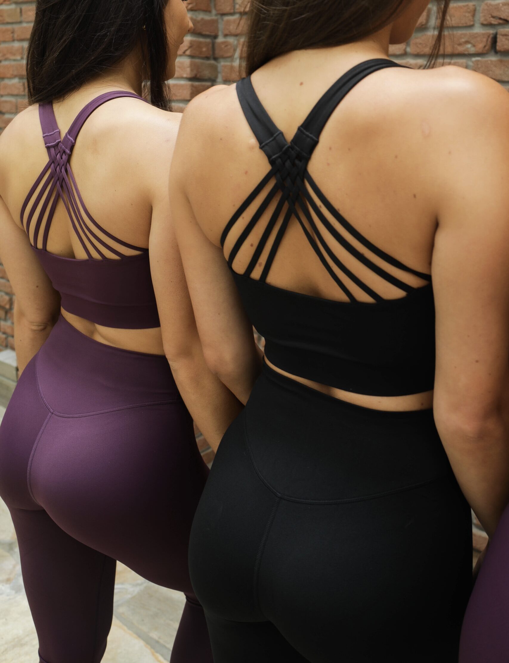 Klik om te vervangen: TOPS & BRA'S